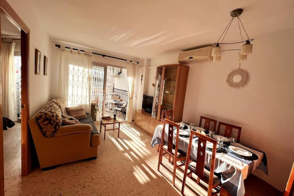 Azul 2 Bedroom Apartment In Salou Tarragona 外观 照片